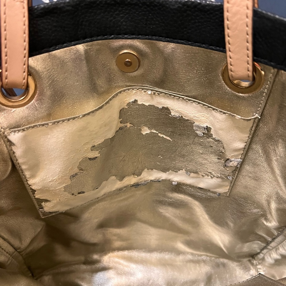 Michale Kors leather tote black please see all pictures - Picture 5 of 8